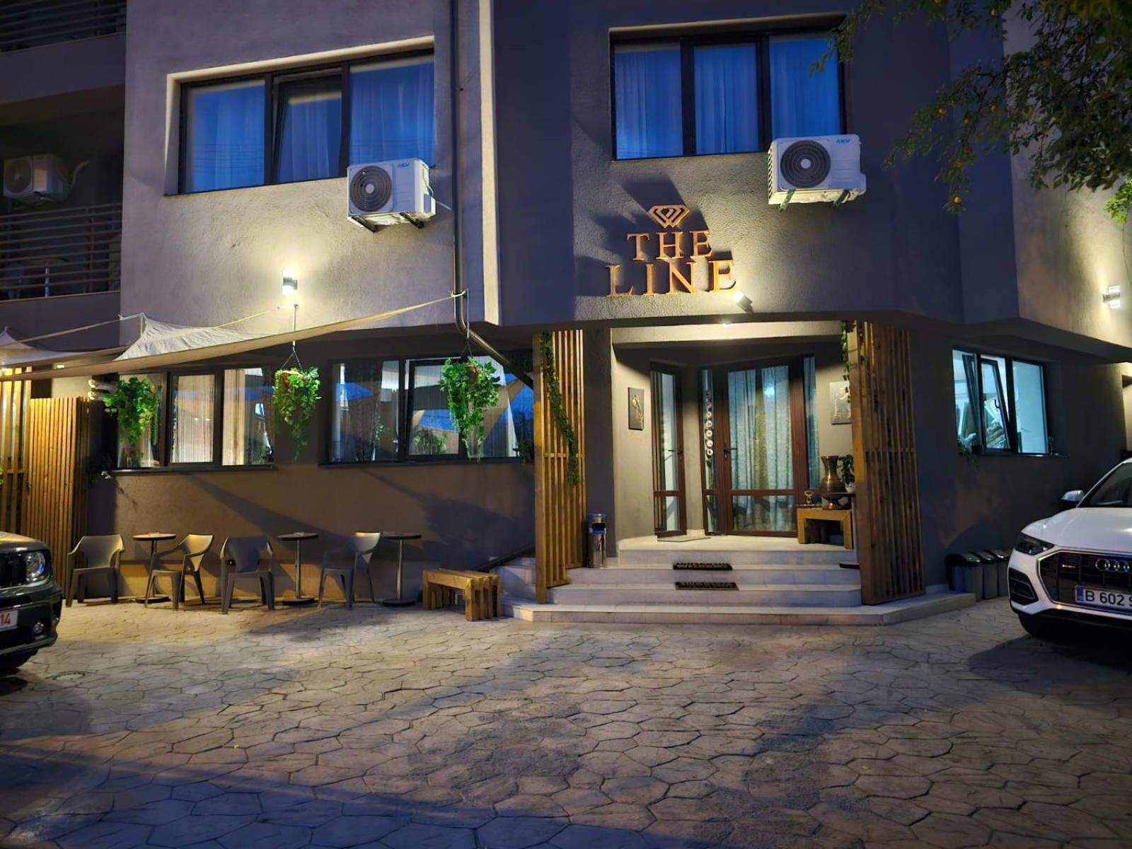 Theline Hotel Boekarest Buitenkant foto